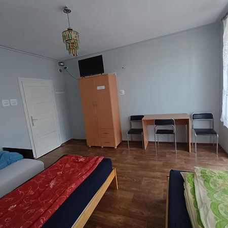 Noclegi Nad S-Ka Miechów Eksteriør bilde